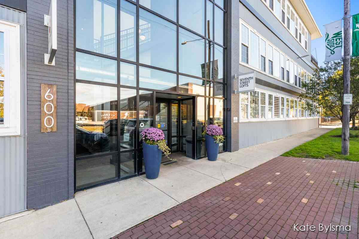 Condo For Sale - 600 7th Street #205<br/> Grand Rapids, MI 49504
