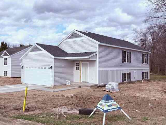 Homes For Sale - LOT C S Hall Street<br/> Grant, MI 49327