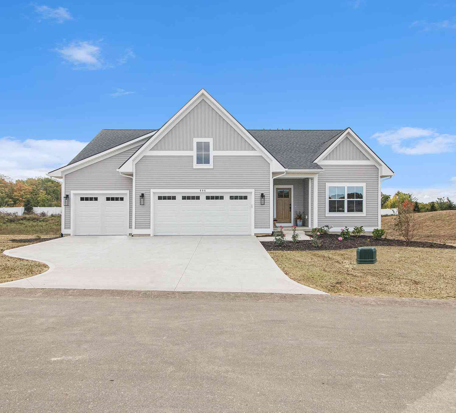 Condo For Sale - 581 Sun Vale Lane<br/> Ottawa County, Grandville, MI 49418