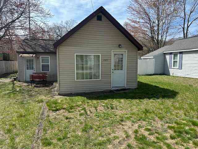 Homes For Sale - 2271 Norman Avenue<br/> Norton Shores, MI 49441