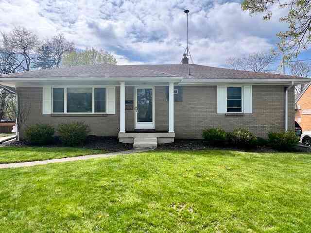 Homes For Sale - 2017 Diamond Avenue<br/> Grand Rapids, MI 49505