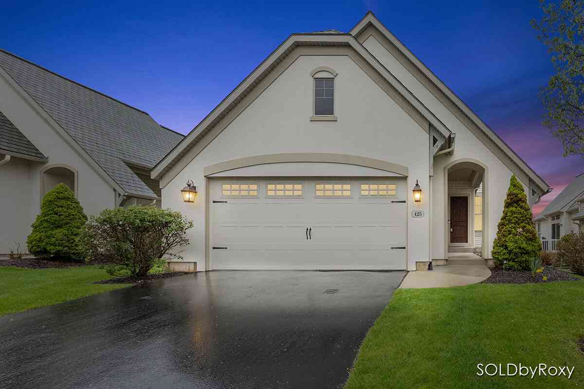 Condo For Sale - 425 Enclave Court<br/> Grand Rapids, MI 49546