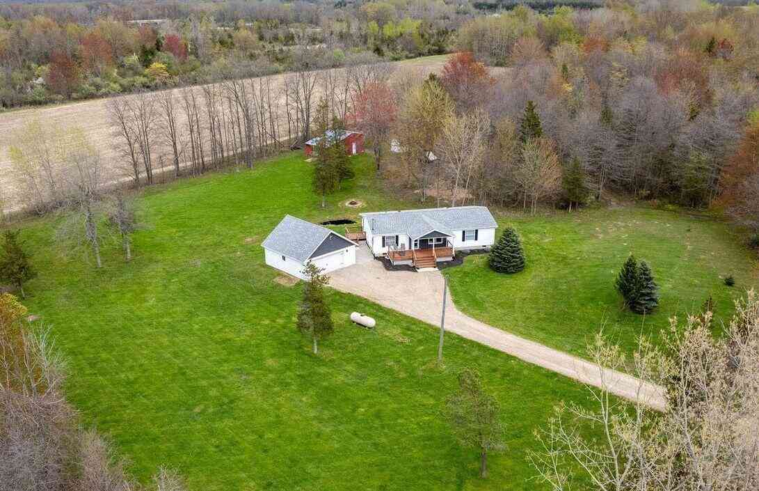 Condo For Sale - 6953 Conklin Lane<br/> Fennville, MI 49408
