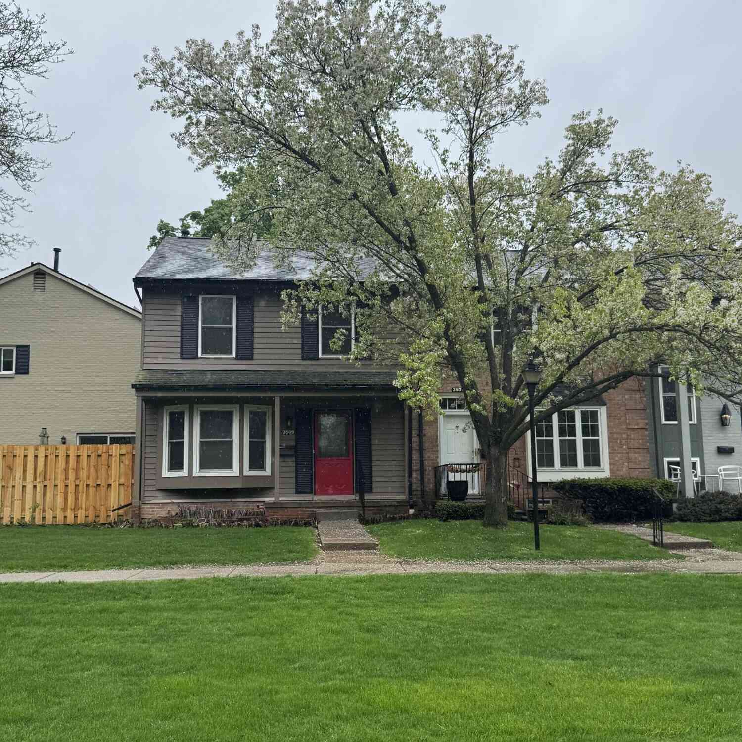 Condo For Sale - 3599 Burbank Drive<br/> Ann Arbor, MI 48105