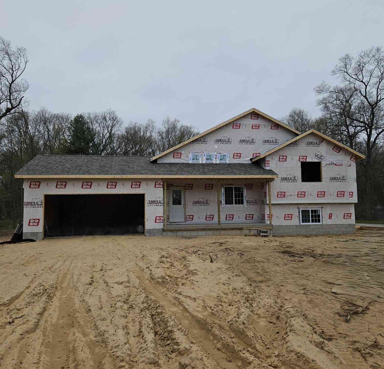 Homes For Sale - 655 S Hilton Park Road<br/> Muskegon, MI 49442