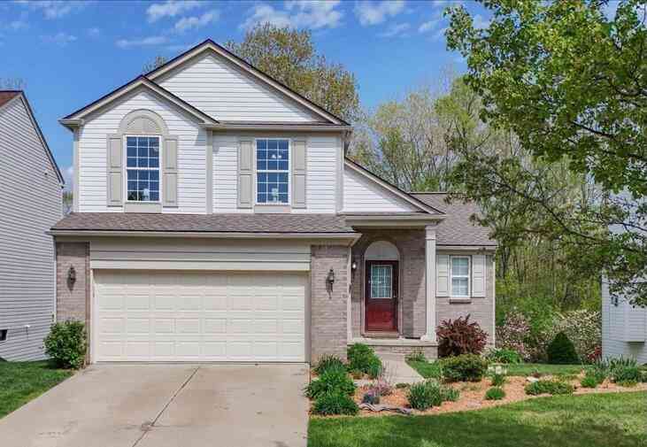 Homes For Sale - 6219 Creekside Circle<br/> Ypsilanti, MI 48197