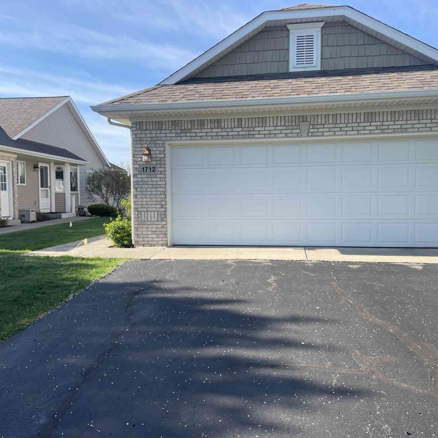 Condo For Sale - 1712 Lisa Drive<br/> Byron Center, MI 49315