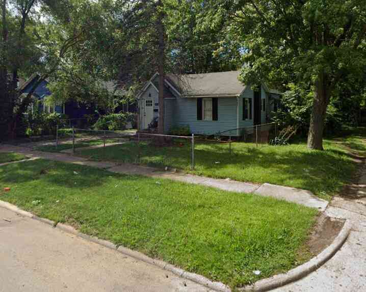 Homes For Sale - 1142 Agard Avenue<br/> Benton Harbor, MI 49022