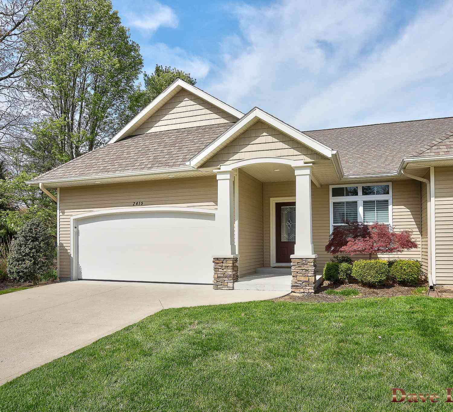 Condo For Sale - 2415 Nuttall Court #28<br/> Holland, MI 49424