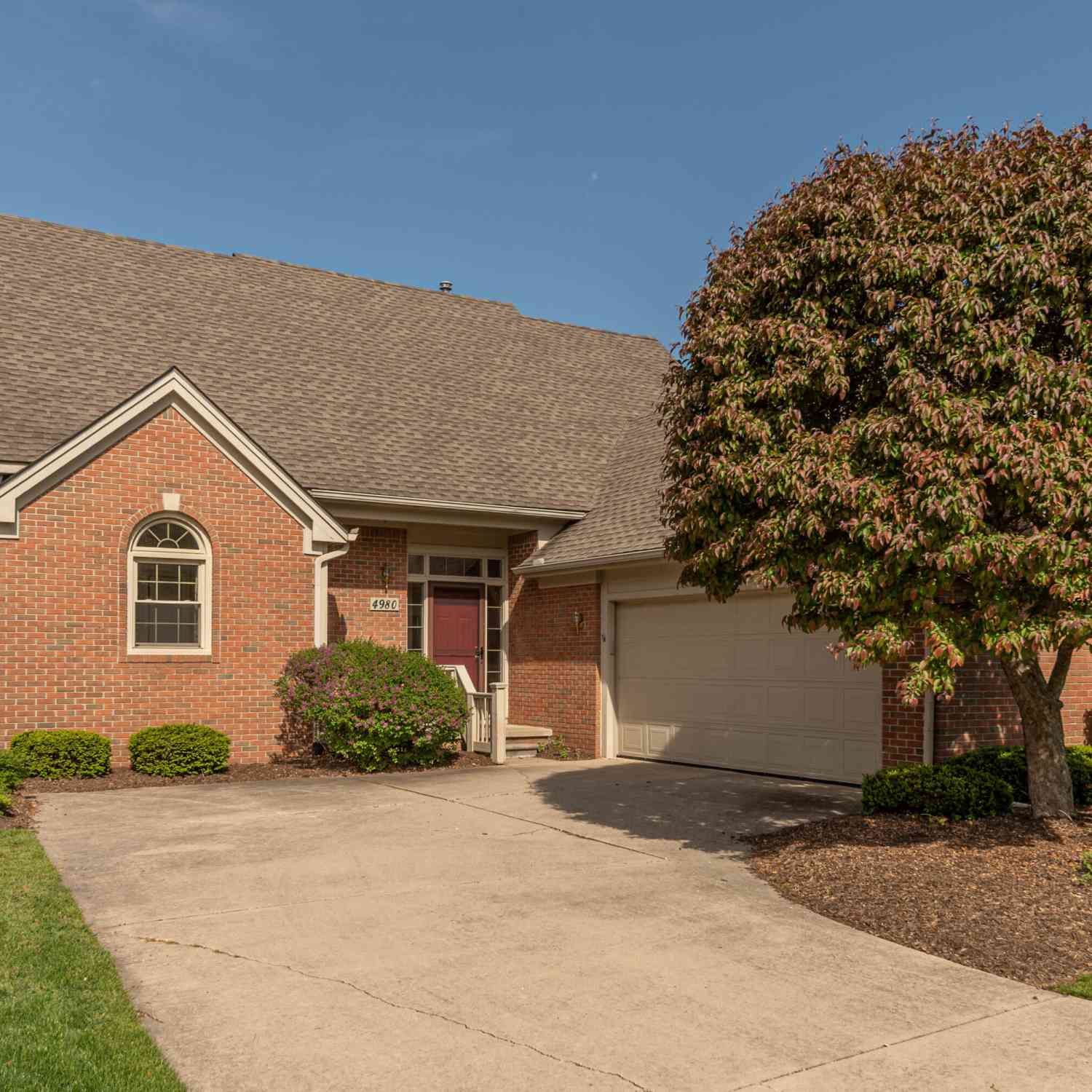 Condo For Sale - 4980 Doral Drive<br/> Ann Arbor, MI 48108