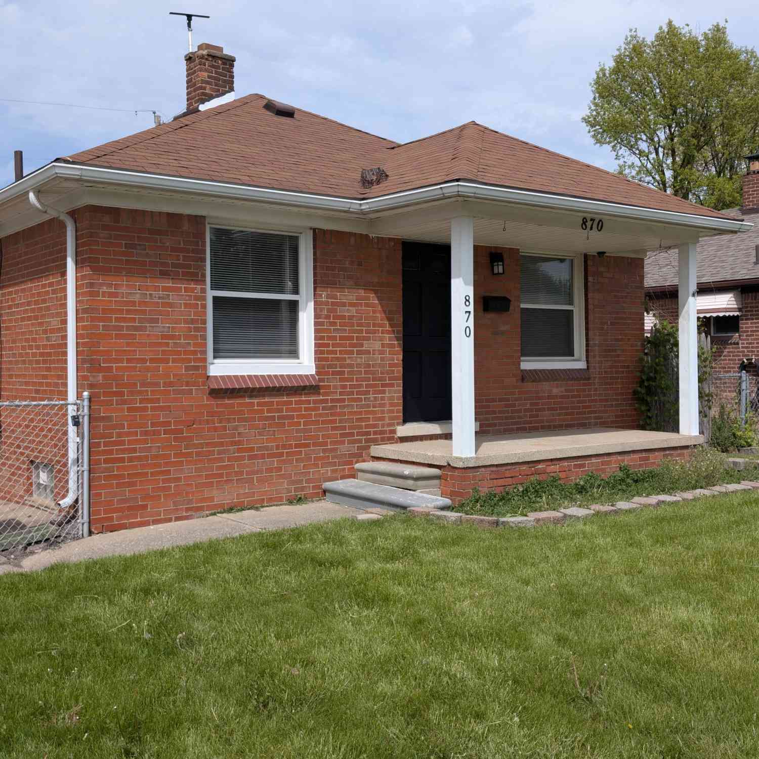 Homes For Sale - 870 Capitol Avenue<br/> Lincoln Park, MI 48146
