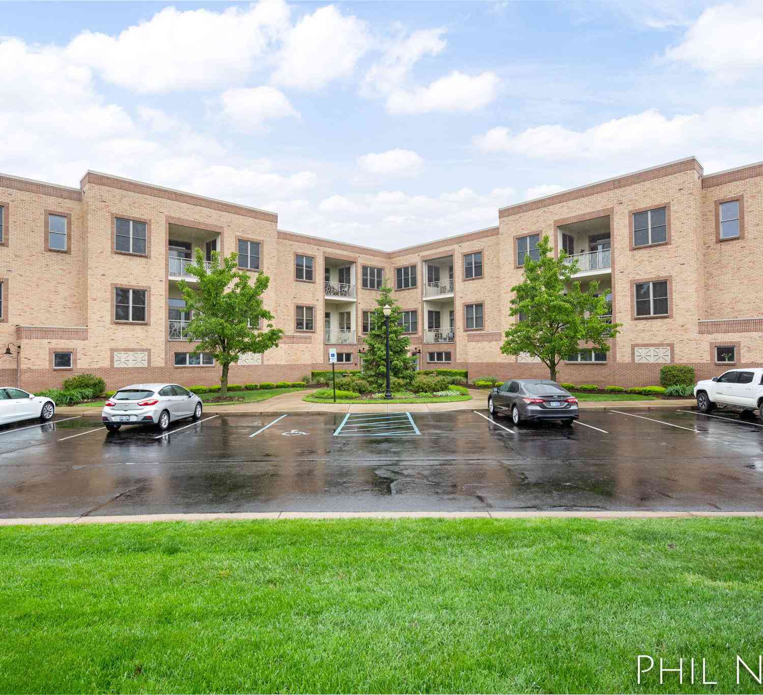 Condo For Sale - 29 E 6th Street #304<br/> Holland, MI 49423