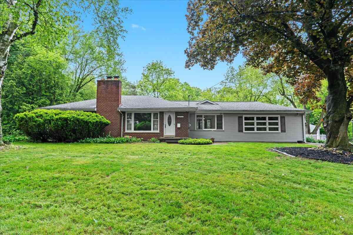 Homes For Sale - 46351 W Main Street<br/> Northville, MI 48167