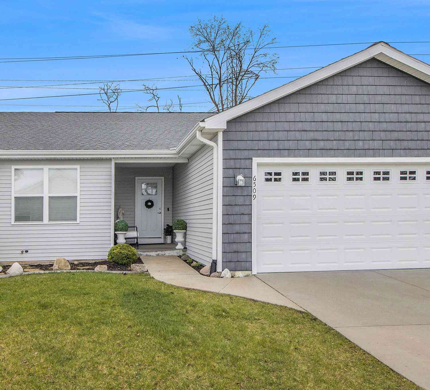 Condo For Sale - 6509 Elle Avenue<br/> Portage, MI 49024