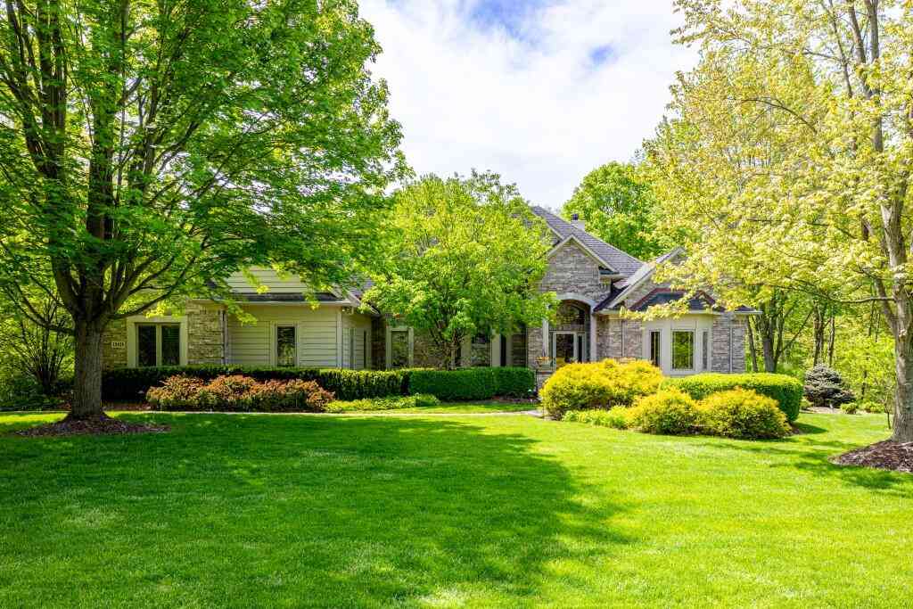 Homes For Sale - 12456 Cherry Leaf Lane<br/> Brighton, MI 48114