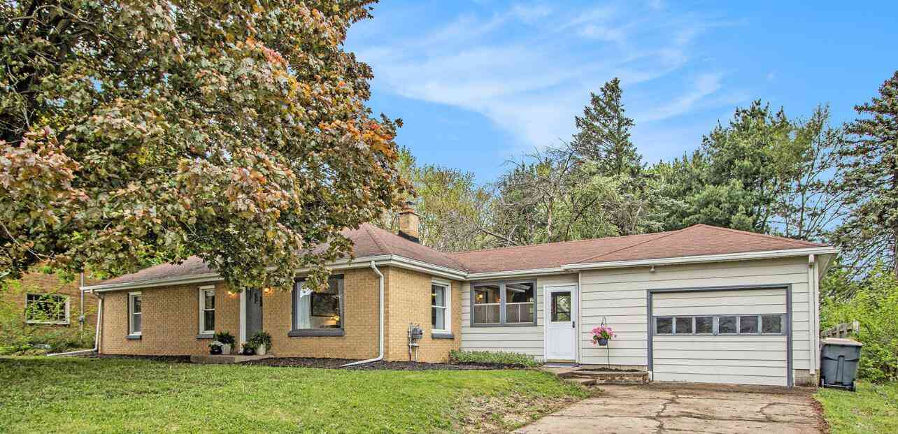Homes For Sale - 802 Romence Road<br/> Portage, MI 49024