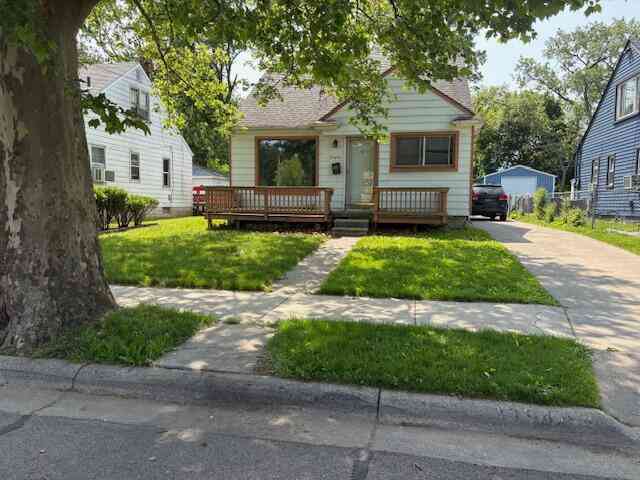 Homes For Sale - 19495 Grandview Street<br/> Detroit, MI 48219