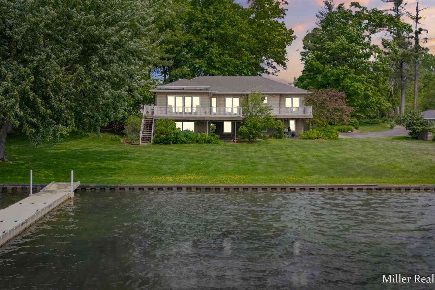 Homes For Sale - 1080 Lynn Drive<br/> Middleville, MI 49333