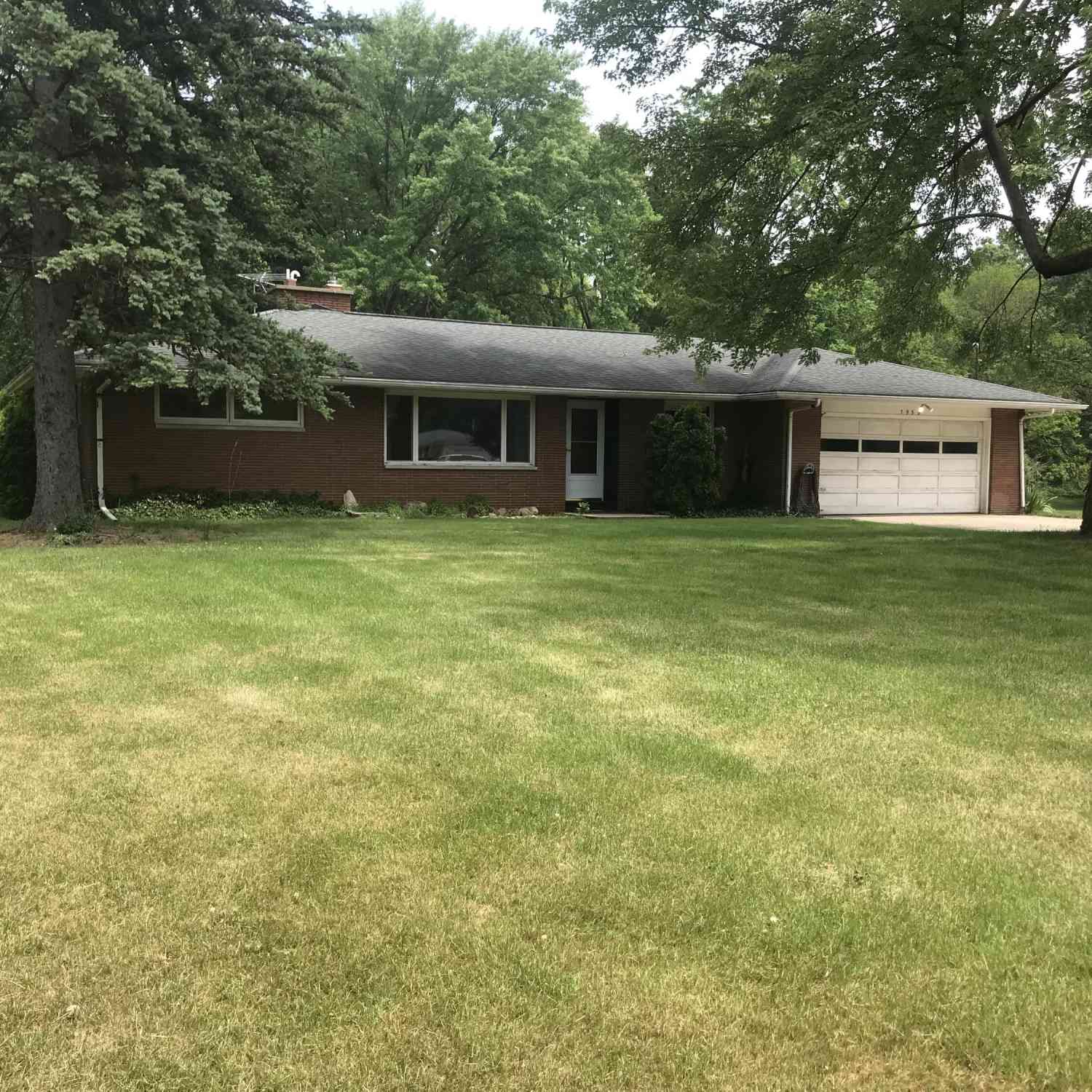 Homes For Sale - 7933 E Gleneagle Drive<br/> Kalamazoo, MI 49048