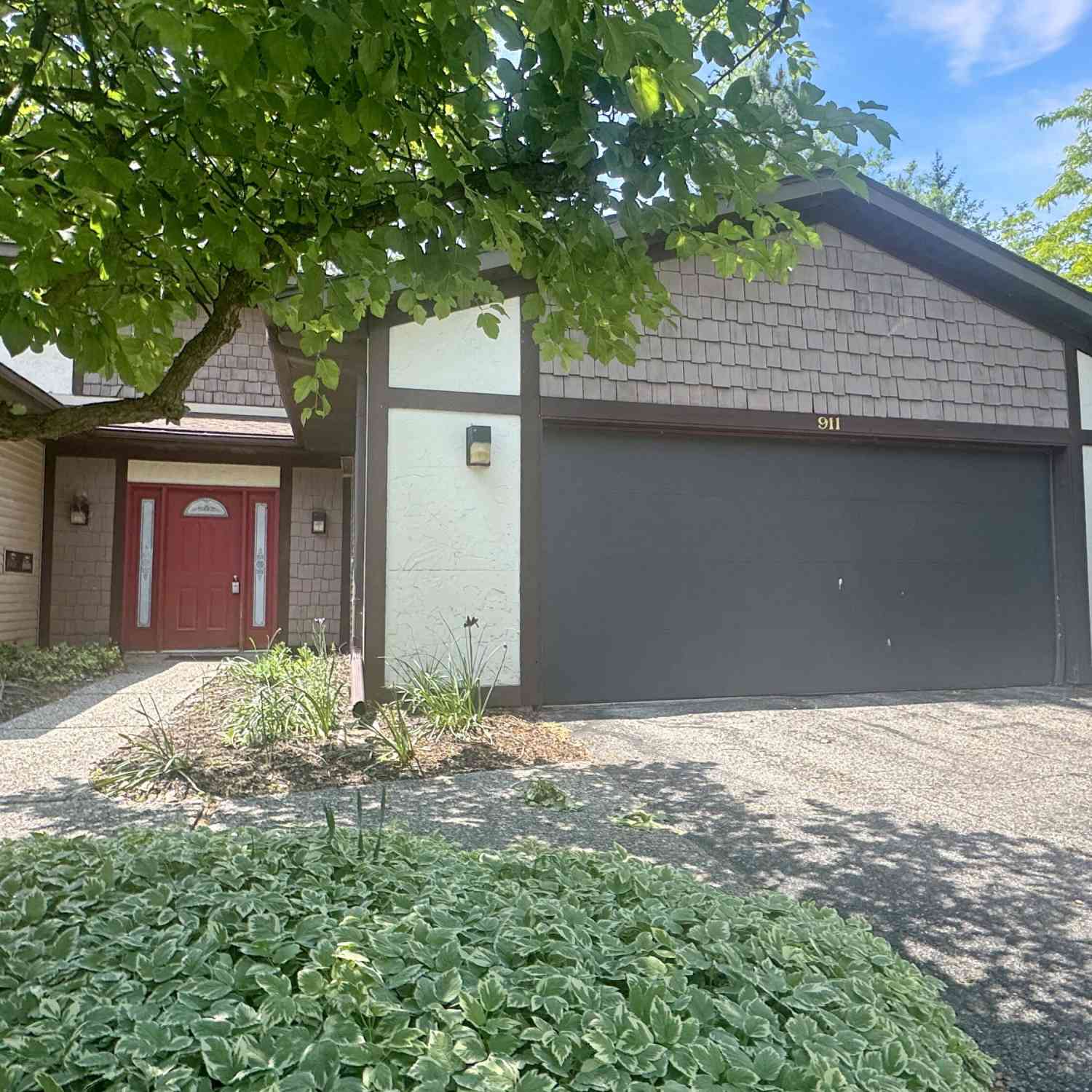 Condo For Sale - 911 North Avenue #B<br/> Grand Rapids, MI 49503