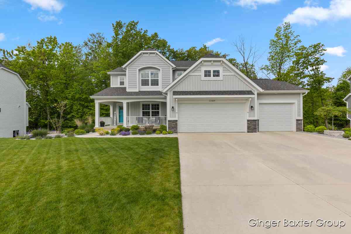 Homes For Sale - 11569 Sessions Woods Drive<br/> Grand Rapids, MI 49534
