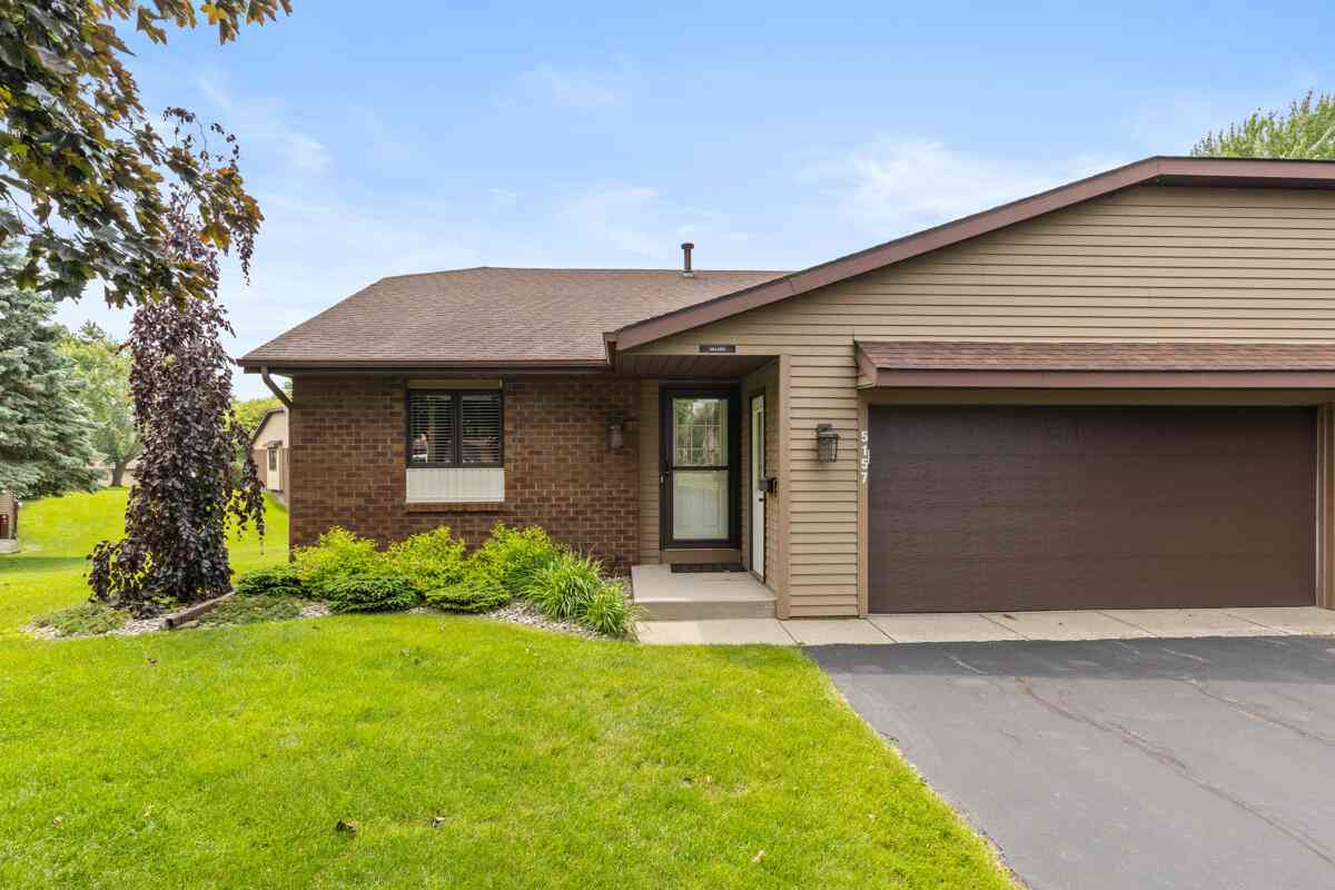Condo For Sale - 5157 Cliff Court #54<br/> Ottawa County, Hudsonville, MI 49426