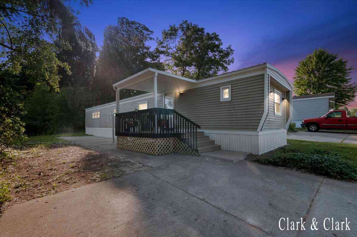 Condo For Sale - 1873 Veronica Street<br/> Lowell, MI 49331