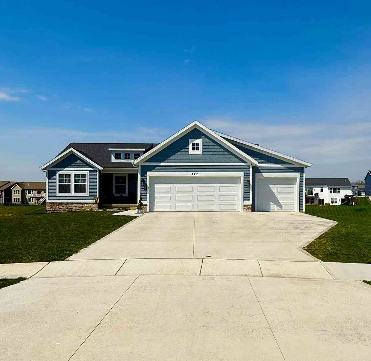 Homes For Sale - 6657 Delia Drive<br/> Hudsonville, MI 49426