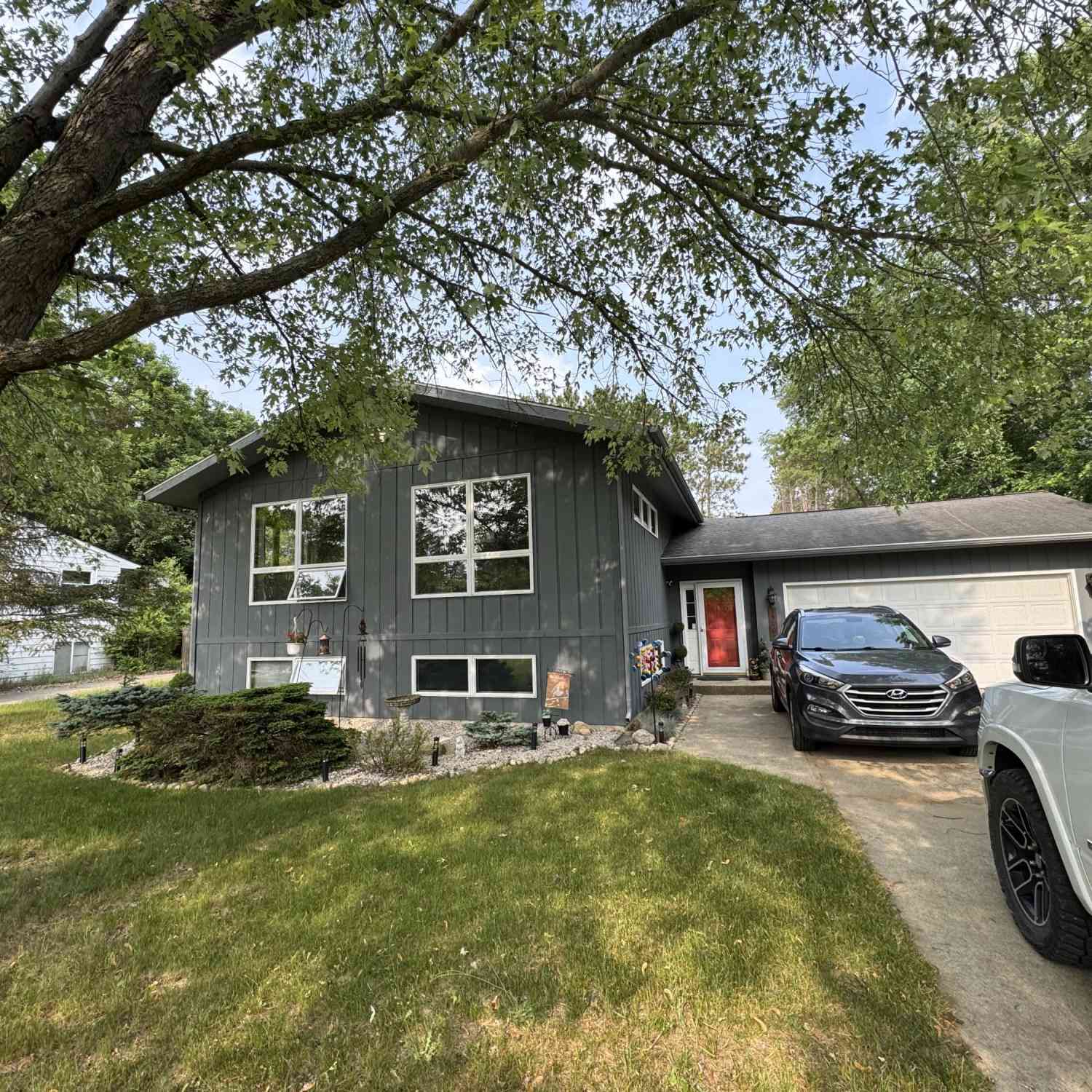 Homes For Sale - 15900 Belmont Drive<br/> Big Rapids, MI 49307