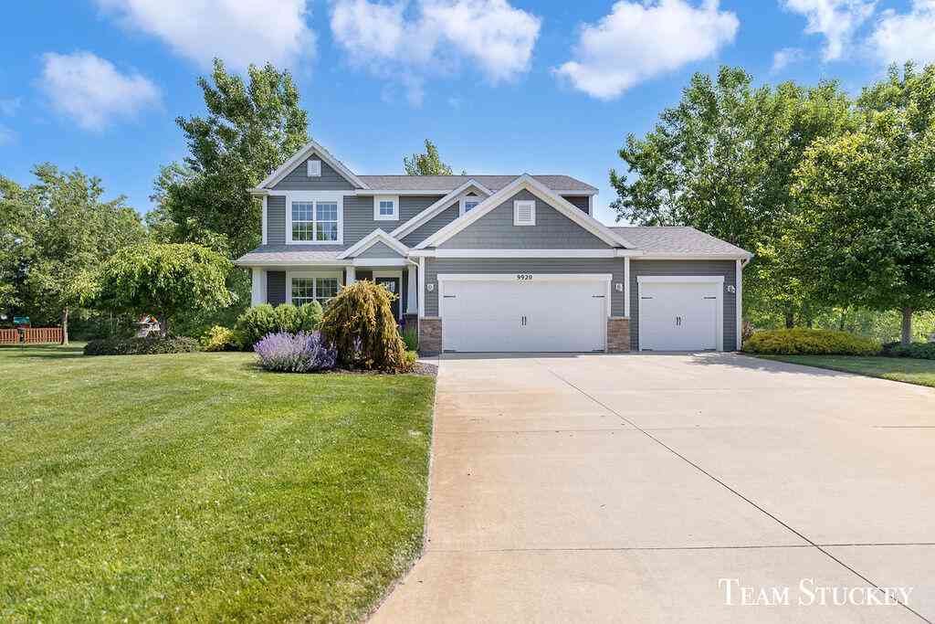 Homes For Sale - 9920 Myers View Drive<br/> Rockford, MI 49341