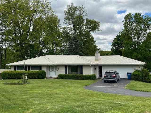 Homes For Sale - 395 Hyannis Hills Drive<br/> Tekonsha, MI 49092