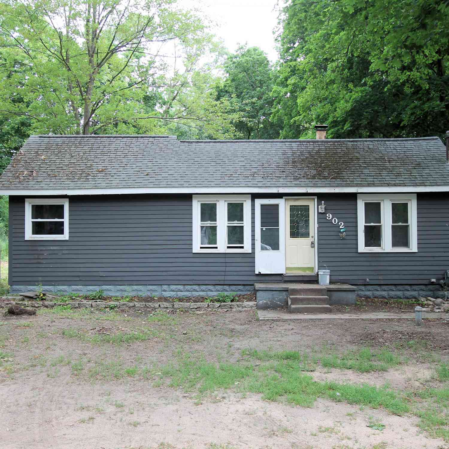 Homes For Sale - 902 Wilson Avenue<br/> Muskegon County, Norton Shores, MI 49441