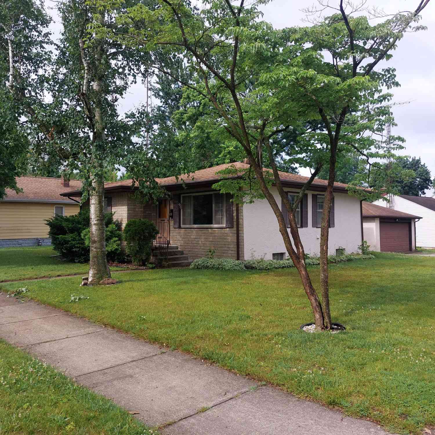 Homes For Sale - 420 N 14th Street<br/> Niles, MI 49120