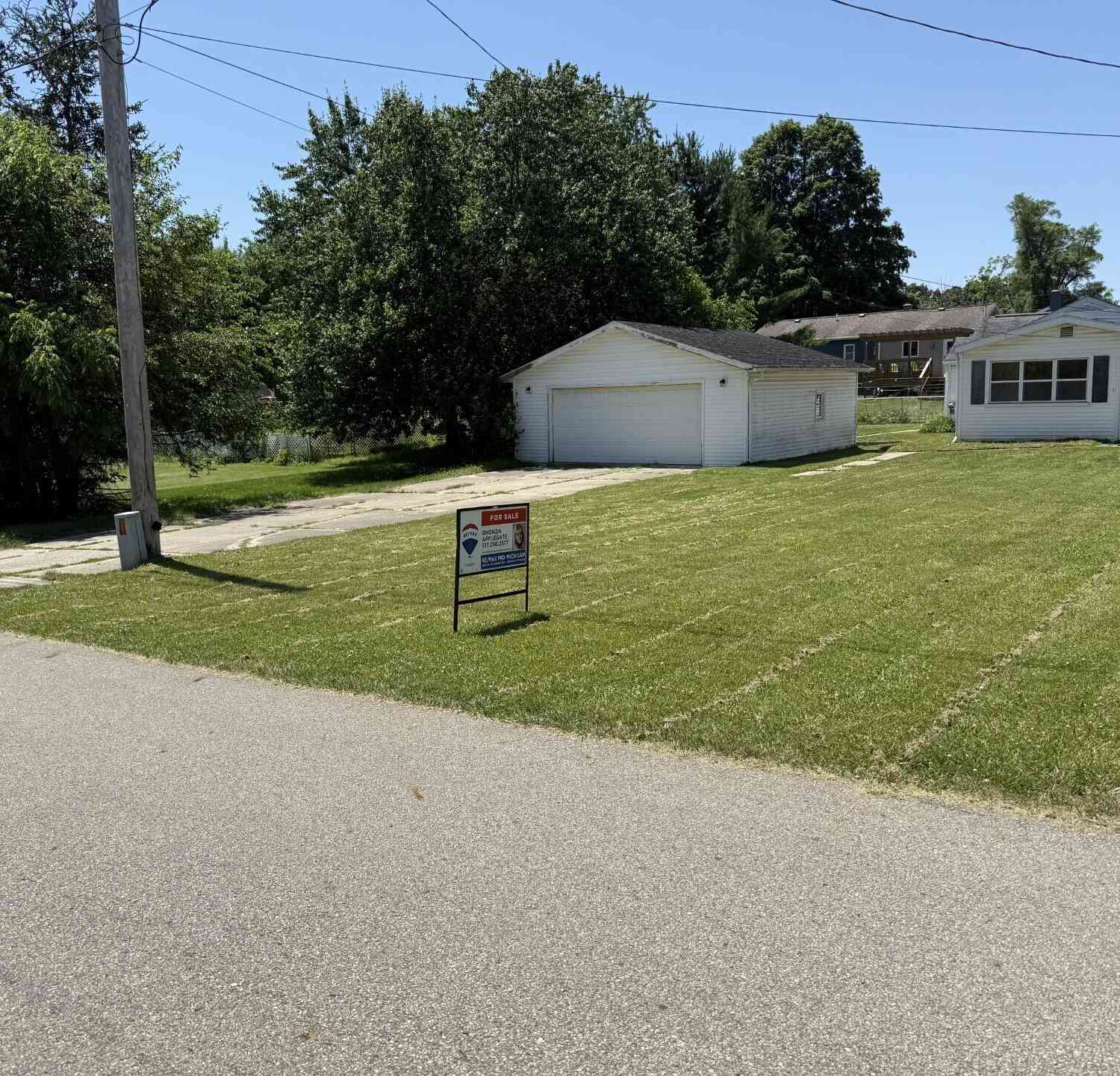 Homes For Sale - 108 Bagg Avenue<br/> Jackson, MI 49203