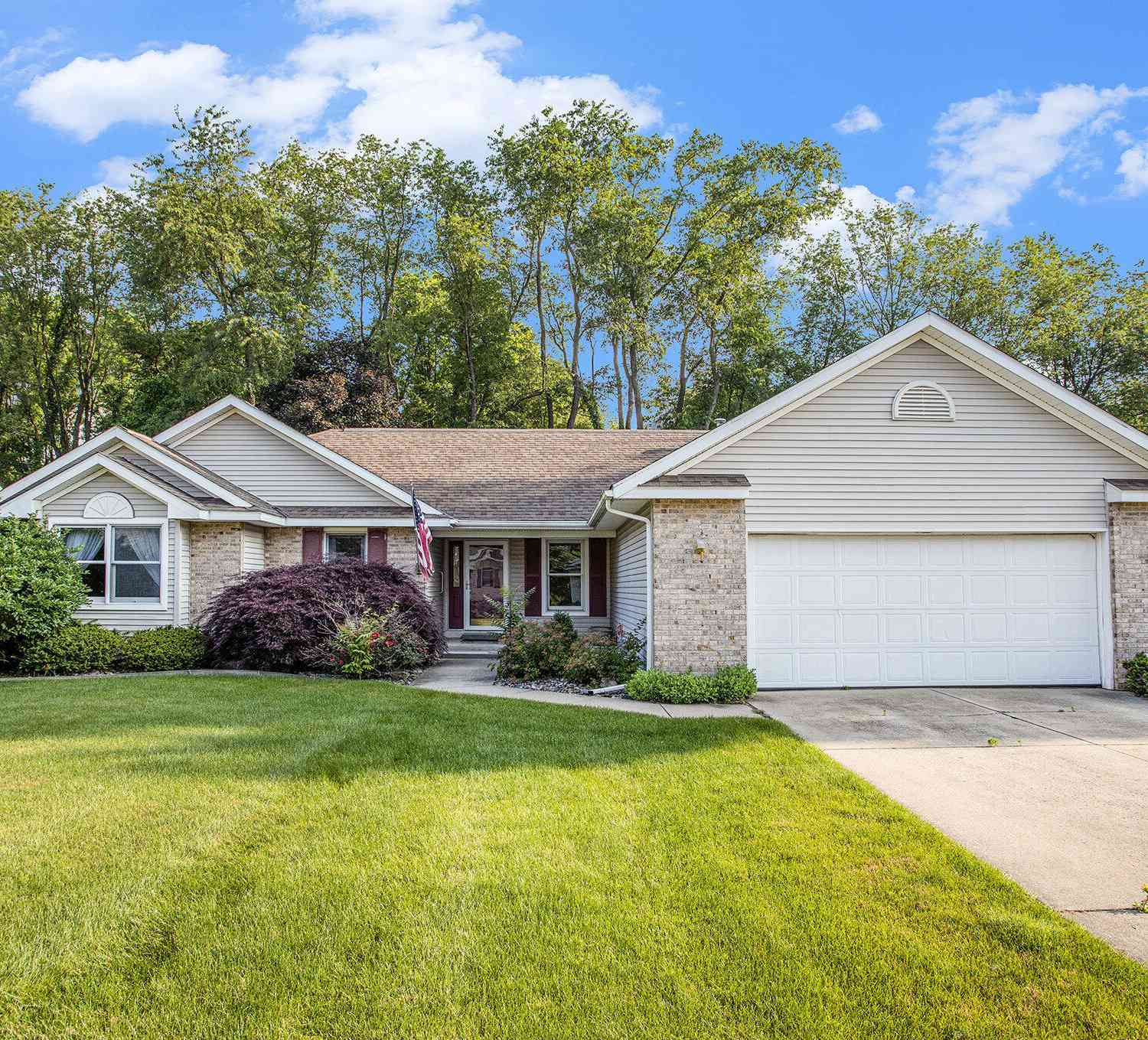 Condo For Sale - 9477 Lightwood Court<br/> Richland, MI 49083