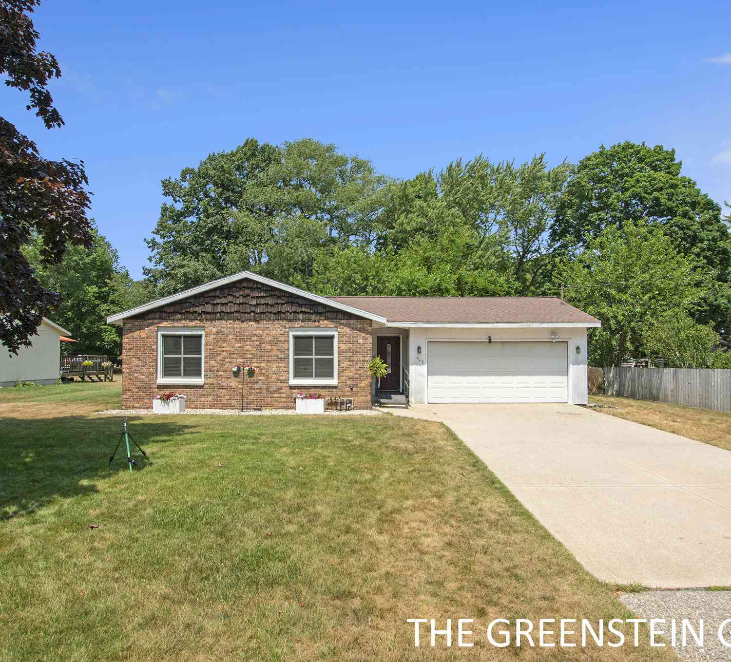 Homes For Sale - 649 Sherwood Street<br/> Holland, MI 49424