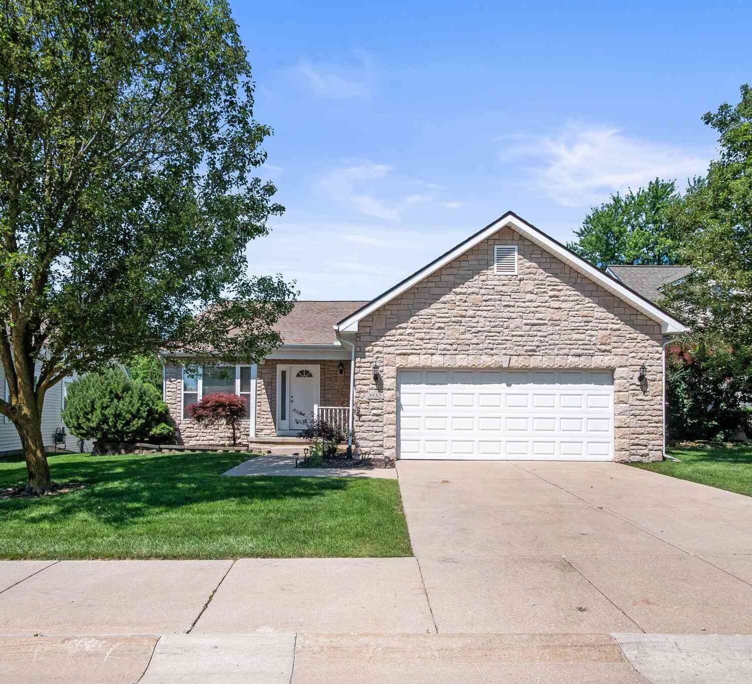 Condo For Sale - 3932 Bridle Pass<br/> Ann Arbor, MI 48108