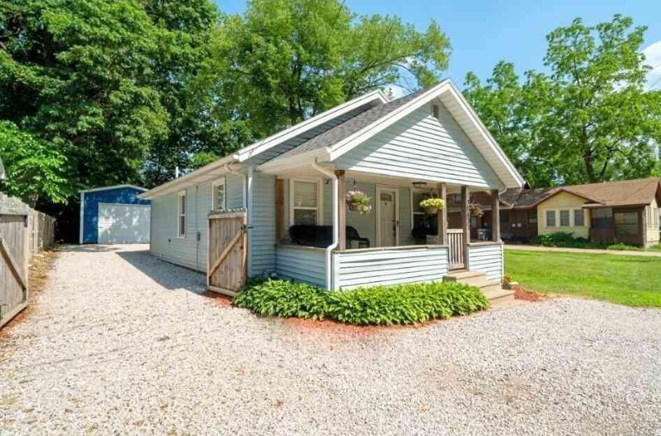 Homes For Sale - 10637 Portage Road<br/> Portage, MI 49002