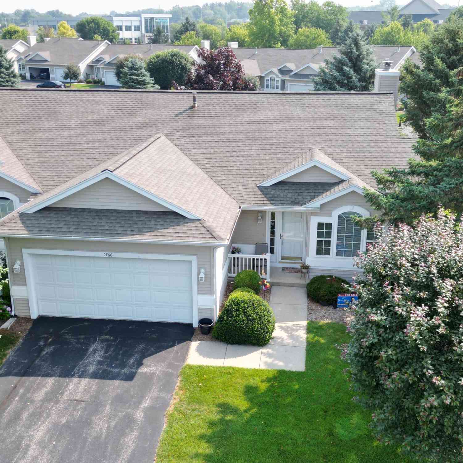 Condo For Sale - 5766 Wineberry Lane<br/> Wyoming, MI 49418