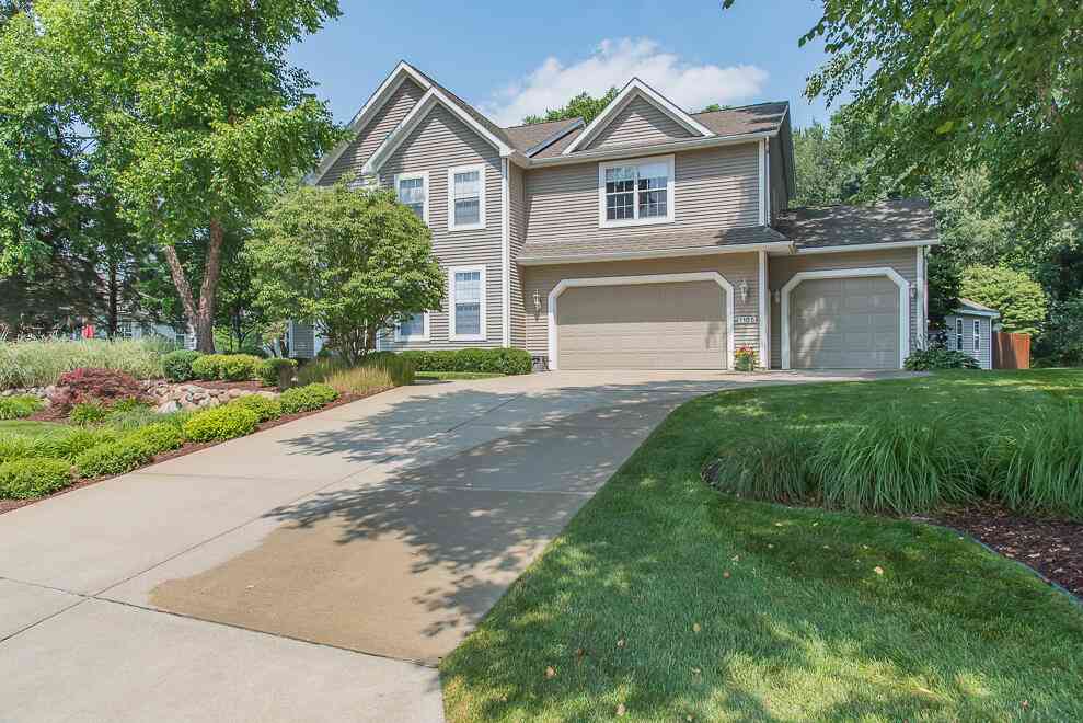 Homes For Sale - 1185 Breckenridge Way<br/> Portage, MI 49002