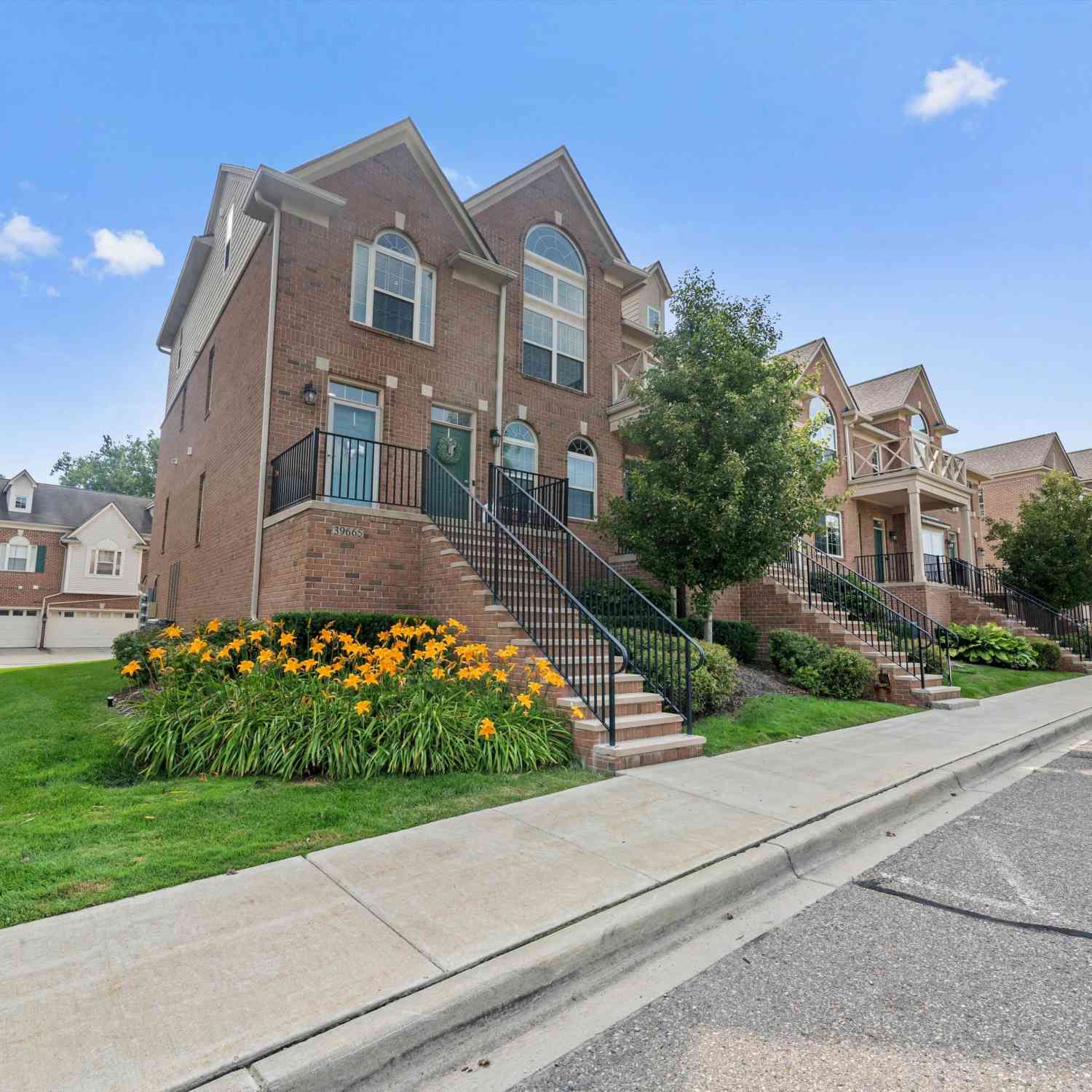 Condo For Sale - 39665 Springwater Drive<br/> Northville, MI 48168
