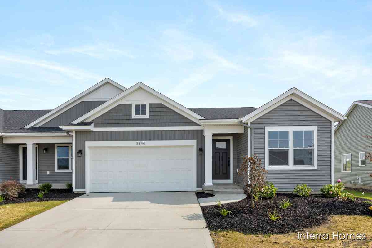 Condo For Sale - 3844 Highbury Drive #17<br/> Ottawa County, Grandville, MI 49418