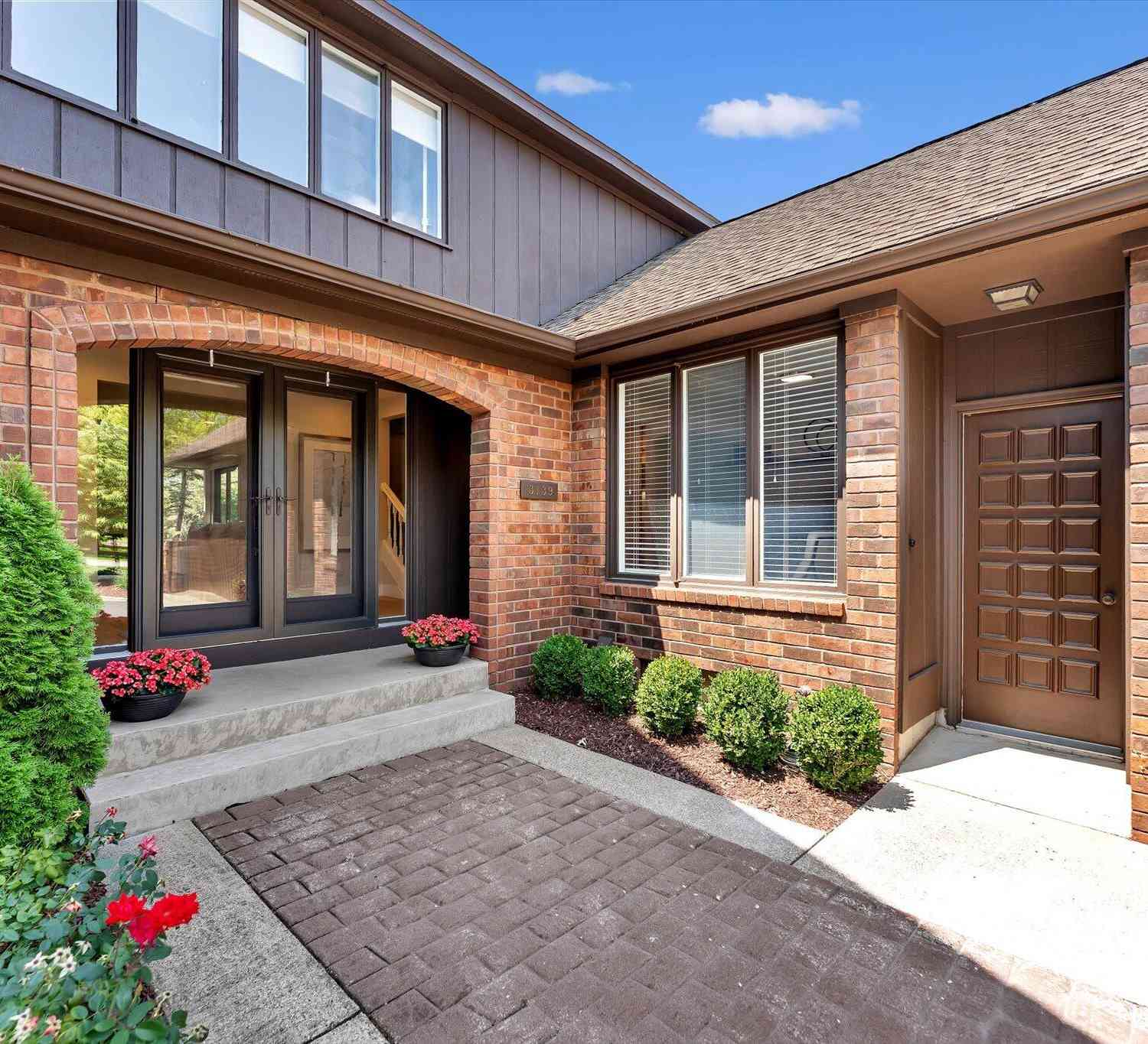 Condo For Sale - 3139 Middlegate Drive<br/> Grand Rapids, MI 49546