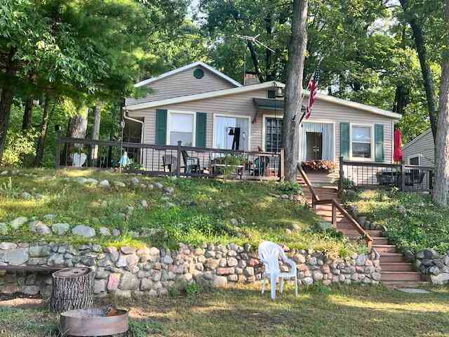 Homes For Sale - 5701 Head Lake Road<br/> Hastings, MI 49058
