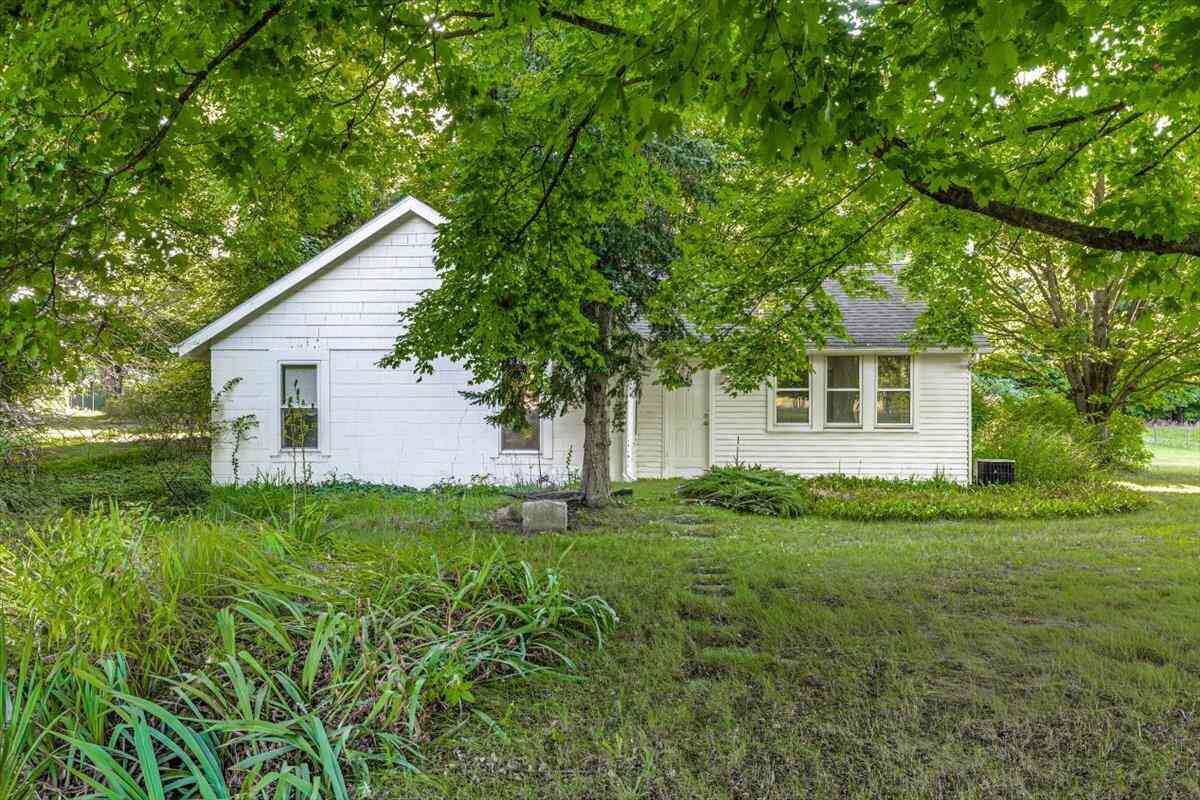 Homes For Sale - 10406 N 300<br/> LaPorte, IN 46350
