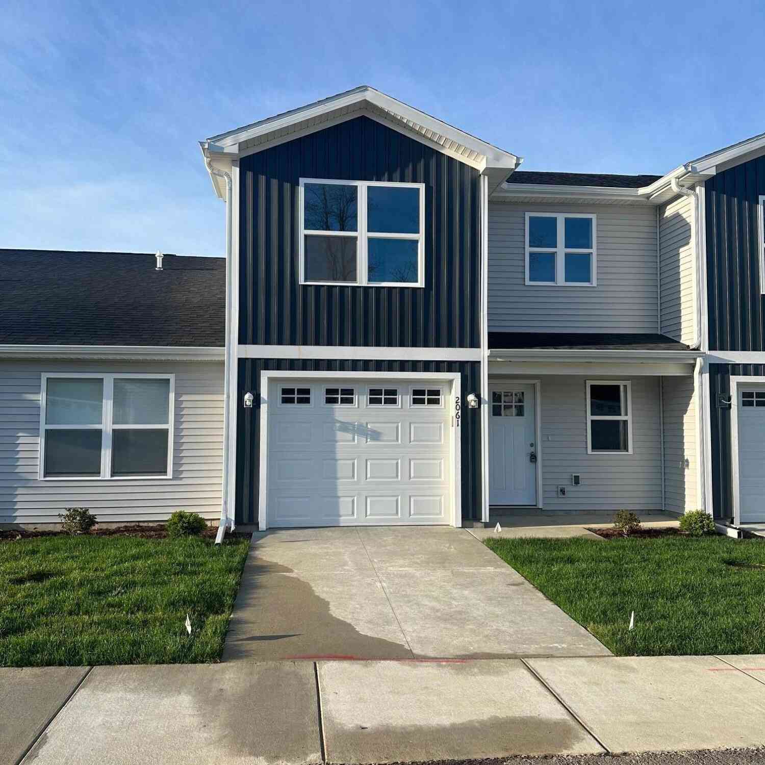 Condo For Sale - 2076 Lion Gate Drive<br/> Portage, MI 49024