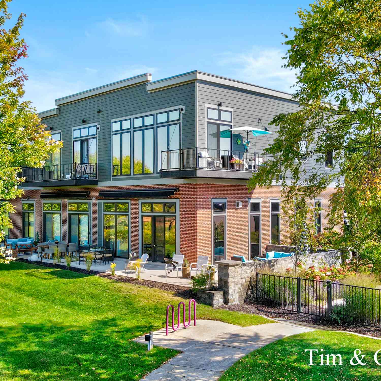 Condo For Sale - 220 King Street #1<br/> Lowell, MI 49331