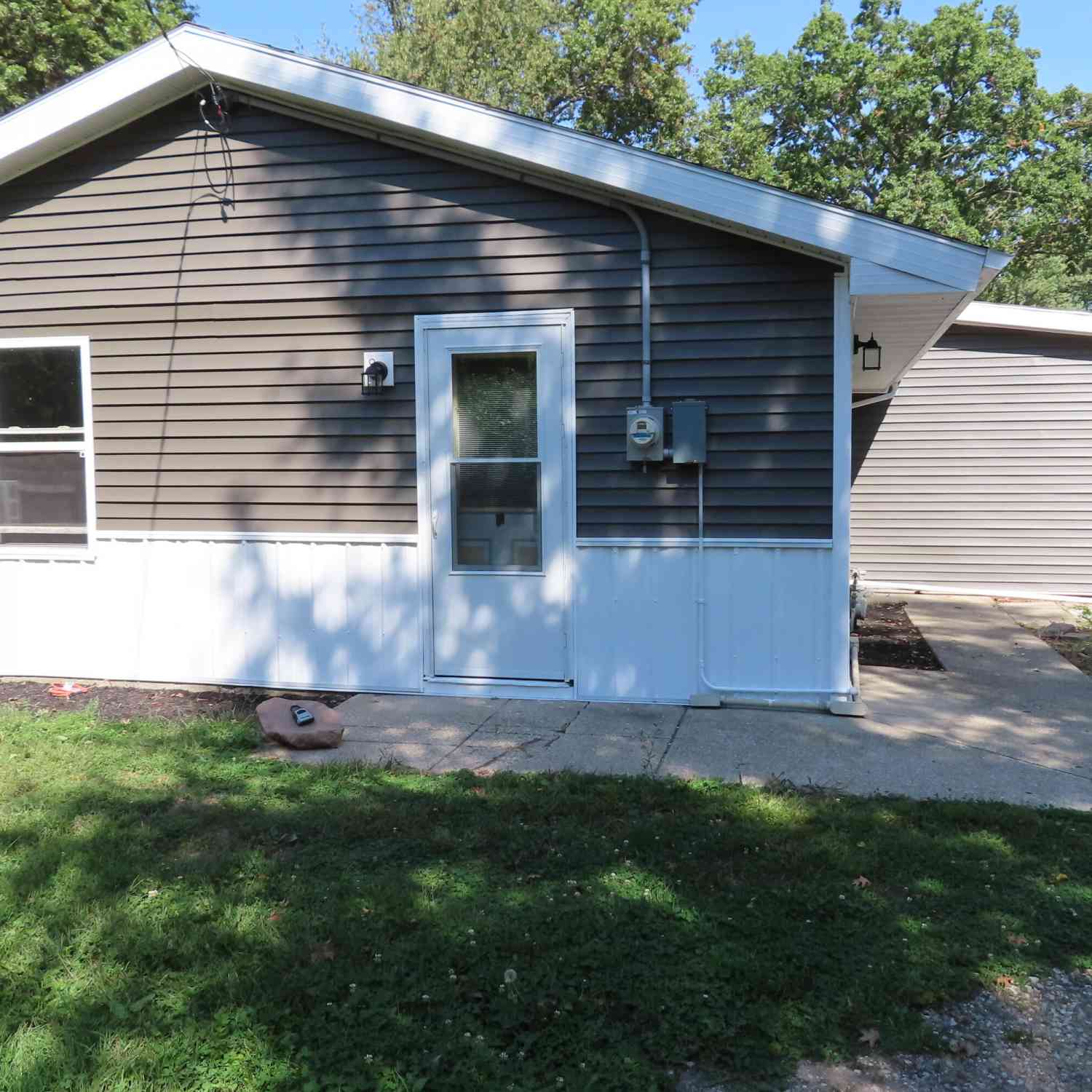 Homes For Sale - 70293 Sheridan Drive<br/> Edwardsburg, MI 49112