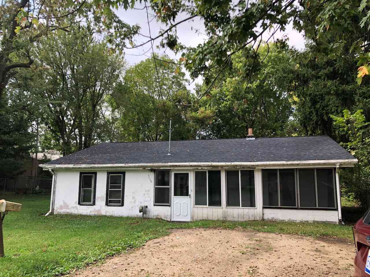 Homes For Sale - 1118 Willis Avenue<br/> Kalamazoo, MI 49048
