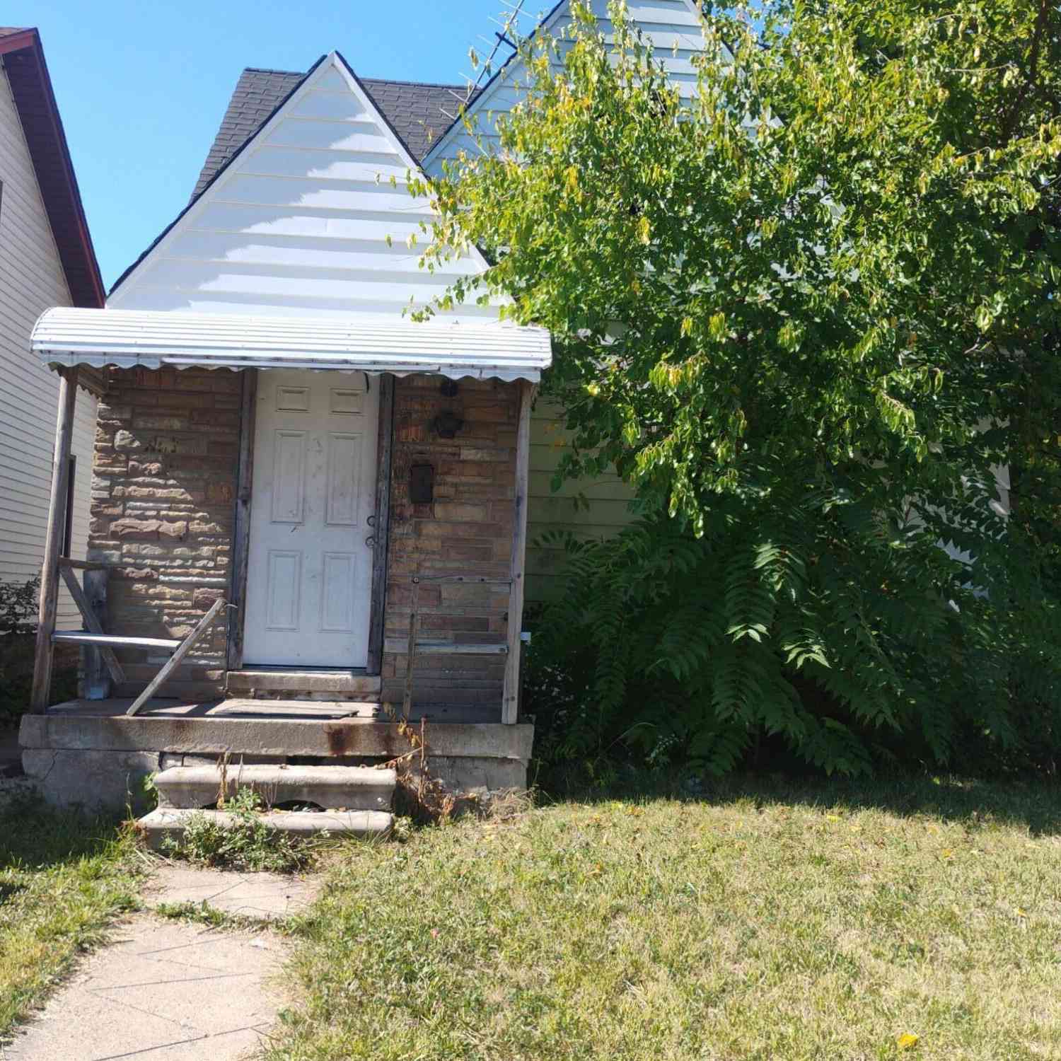 Homes For Sale - 13151 Indiana<br/> Detroit, MI 48238